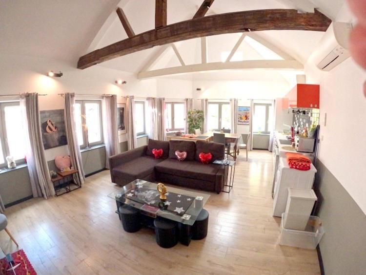 Appartements De Charme Dadou Mons Belgium Esterno foto
