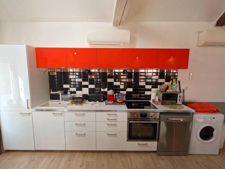 Appartements De Charme Dadou Mons Belgium Esterno foto